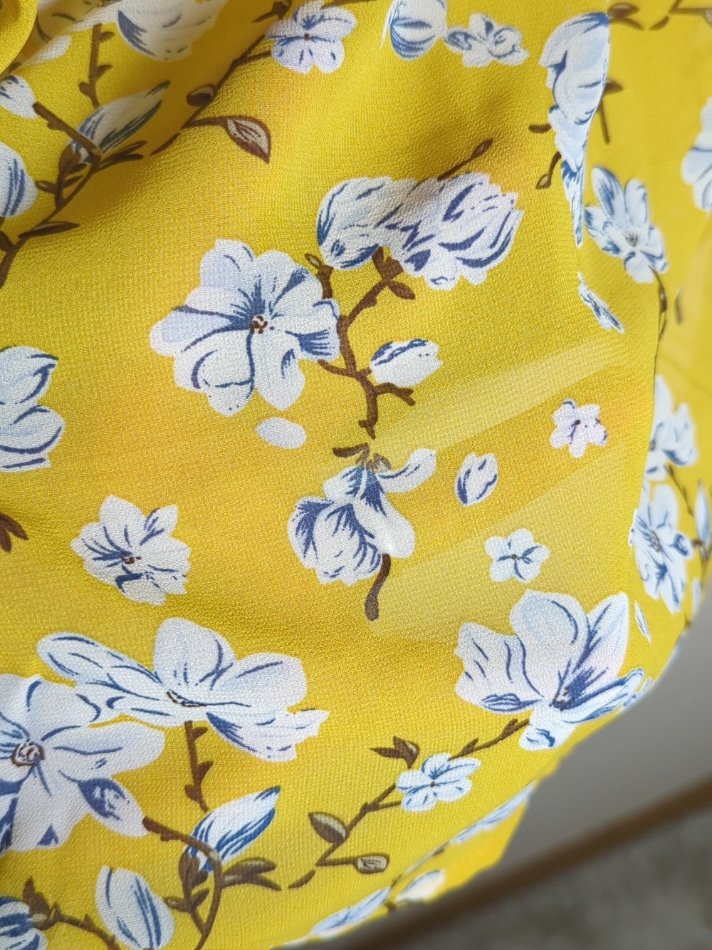 Doe & Rae Yellow Floral Smocked Ruffle Strap Camisole Size S - Picture 6 of 7